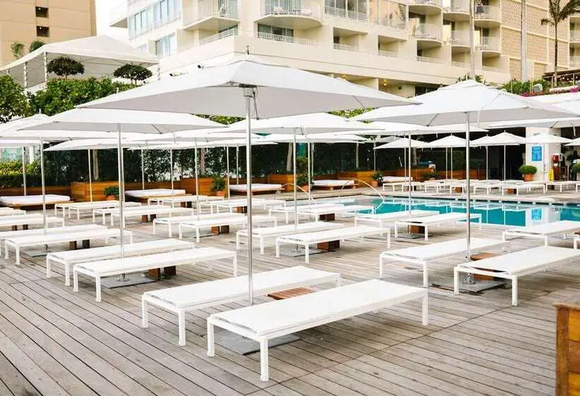 ホテル Hilton Vacation Club The Modern Honolulu