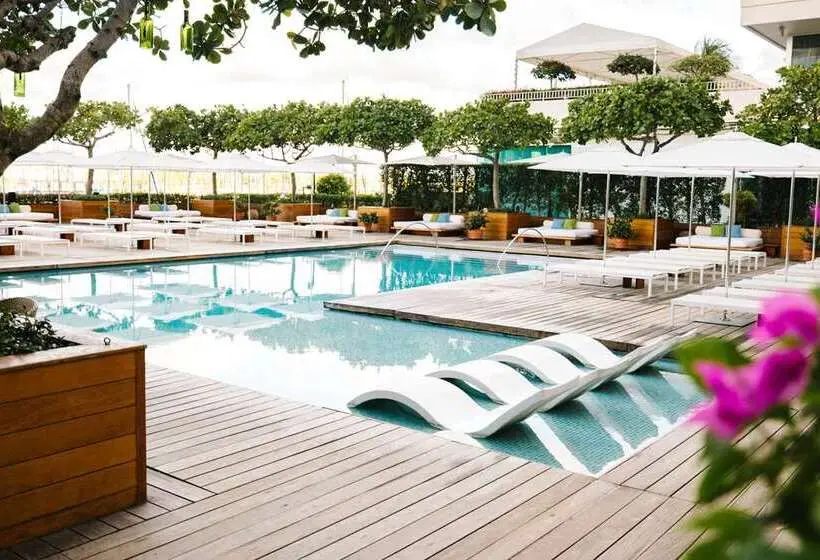 ホテル Hilton Vacation Club The Modern Honolulu