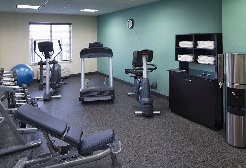 Holiday Inn Express Hotel & Suites High Point South, An Ihg