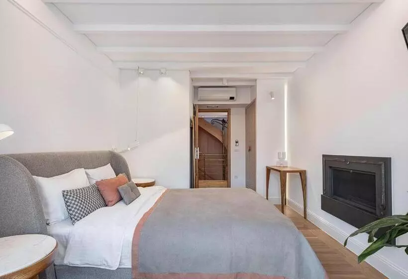 酒店 Ionas Boutique