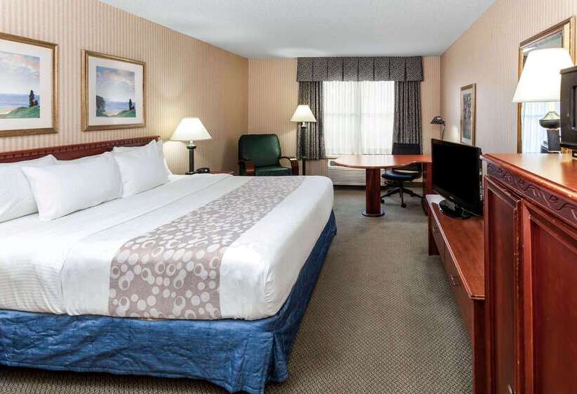 酒店 La Quinta By Wyndham Milwaukee Sw New Berlin