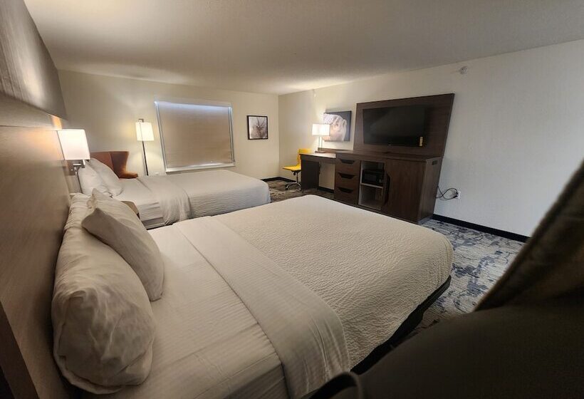 酒店 La Quinta By Wyndham Milwaukee Sw New Berlin