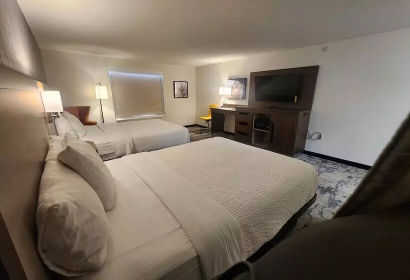 Отель La Quinta By Wyndham Milwaukee Sw New Berlin