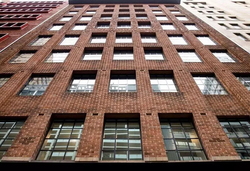 בית מלון כפרי The Sebel Sydney Martin Place