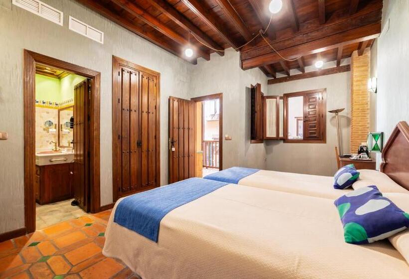 هتل Posada Del Toro