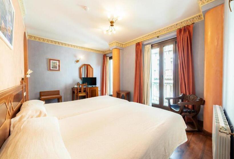 هتل Posada Del Toro