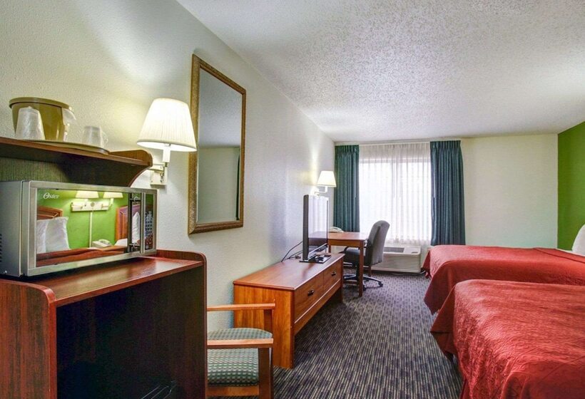فندق Quality Inn & Suites Airport