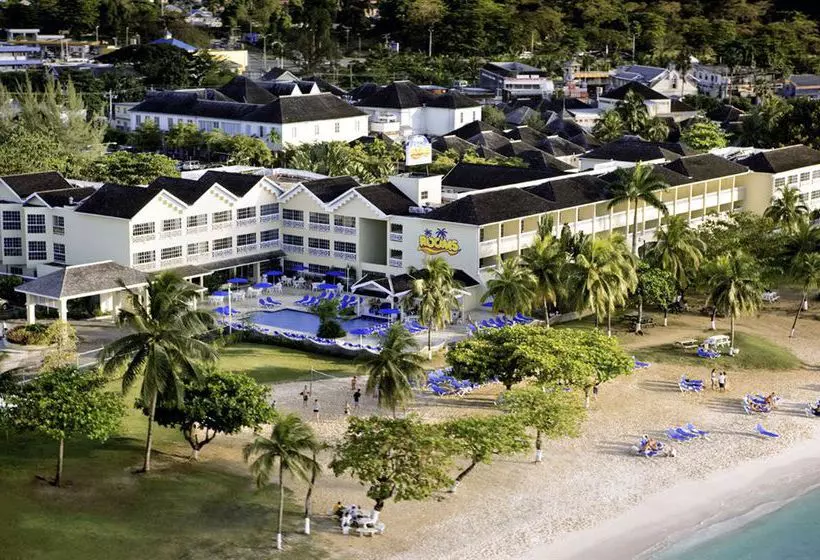 هتل Rooms On The Beach Ocho Rios
