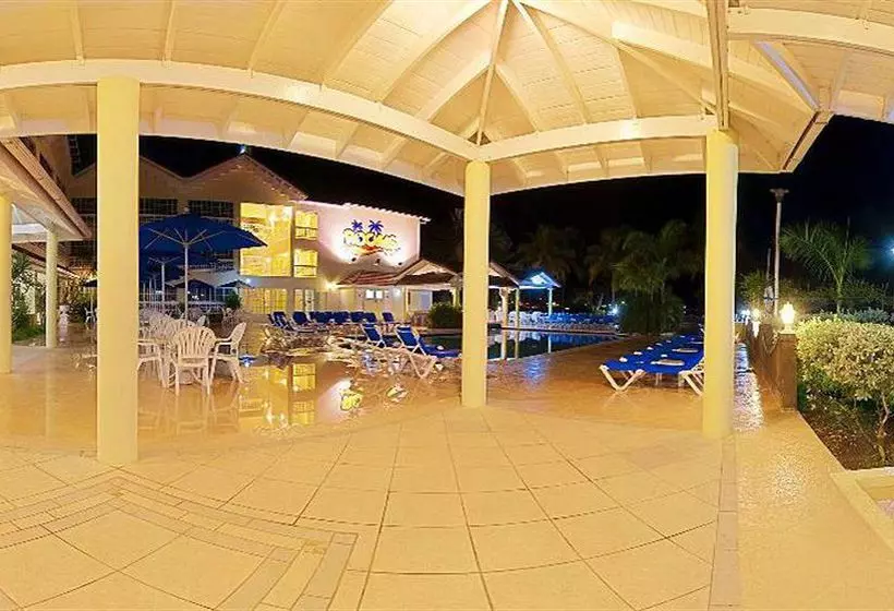 هتل Rooms On The Beach Ocho Rios