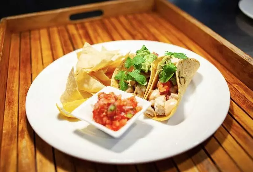 ホテル Hilton Vacation Club The Modern Honolulu