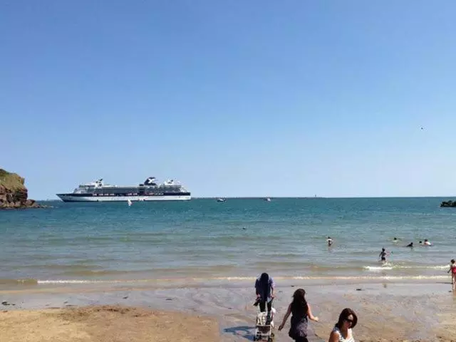 فندق The Strand Inn