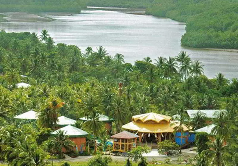 هتل Timarai Bamboo Resort