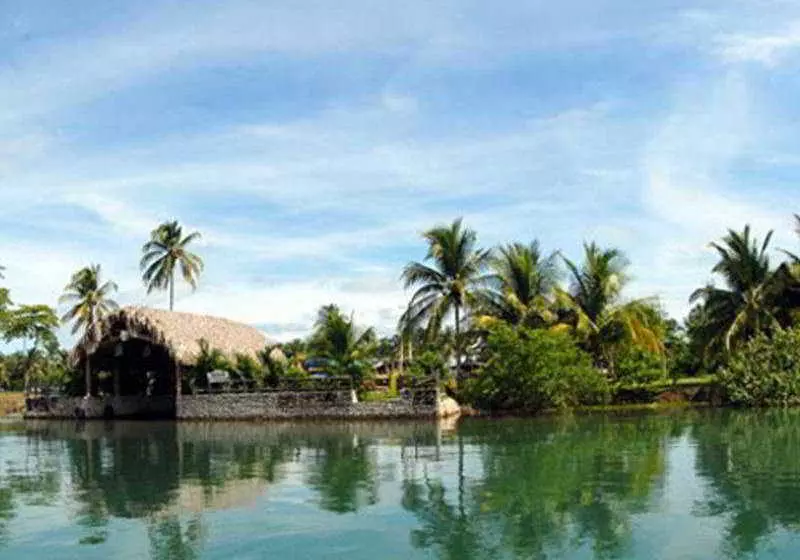 هتل Timarai Bamboo Resort