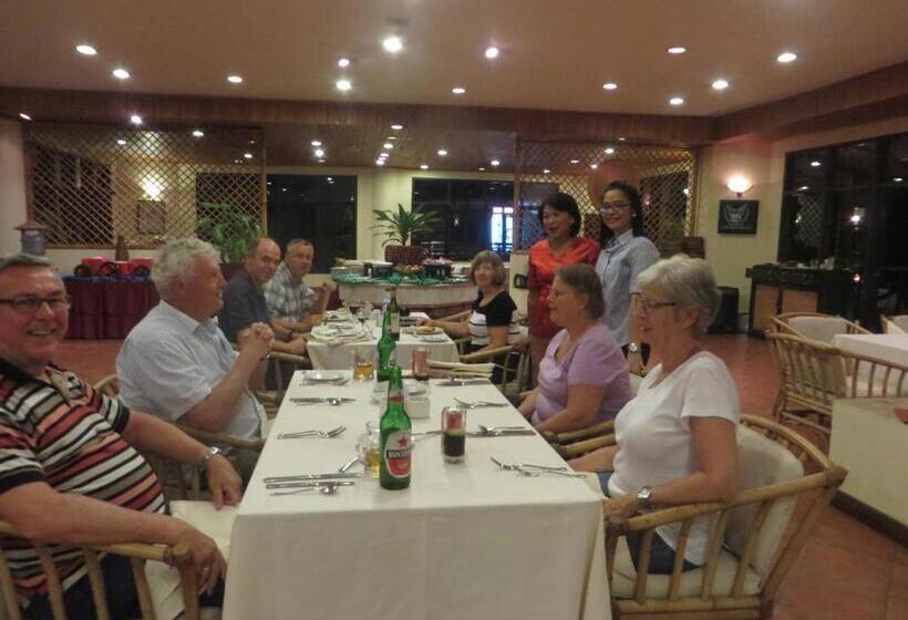 هتل Toraja Heritage