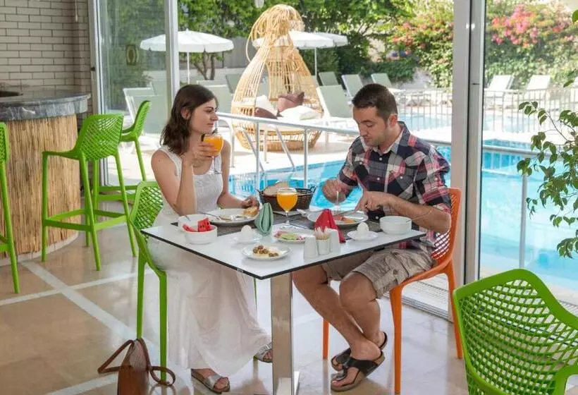 Kleopatra Tuna Apart Hotel