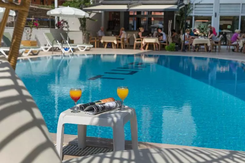 Kleopatra Tuna Apart Hotel
