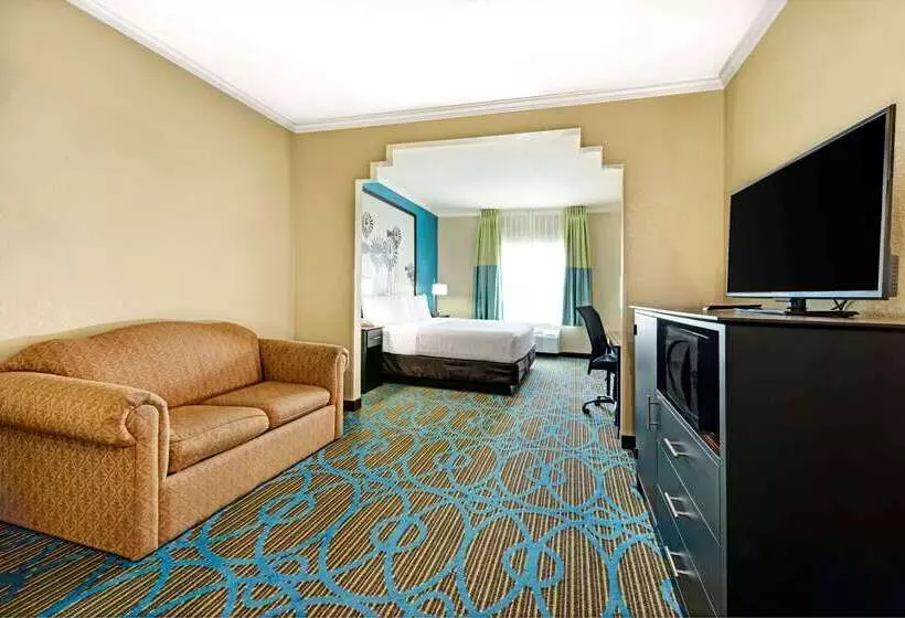 Motelli Super 8 By Wyndham San Antonio/alamodome Area