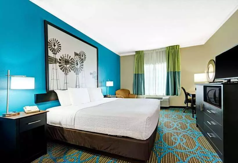 Motelli Super 8 By Wyndham San Antonio/alamodome Area