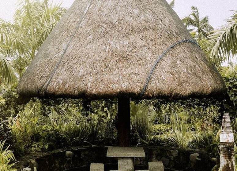 Hotel Tierra De Lago