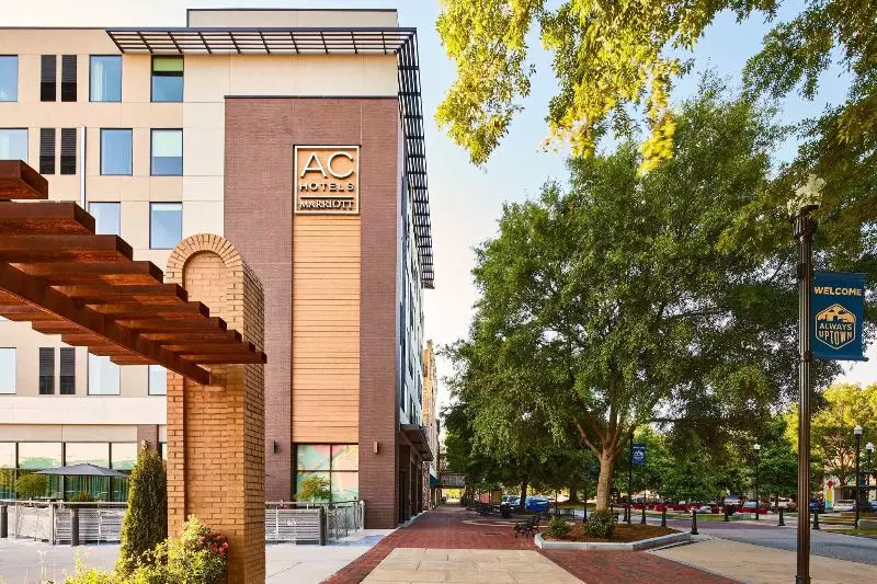 Ac Hotel By Marriott Columbus Downtown