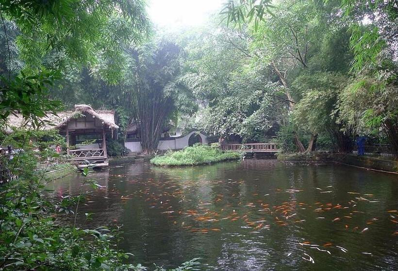 בית מלון כפרי 7 Days Premium Chengdu Du Fu Cottage Southwestern University Of Finance Metro Station