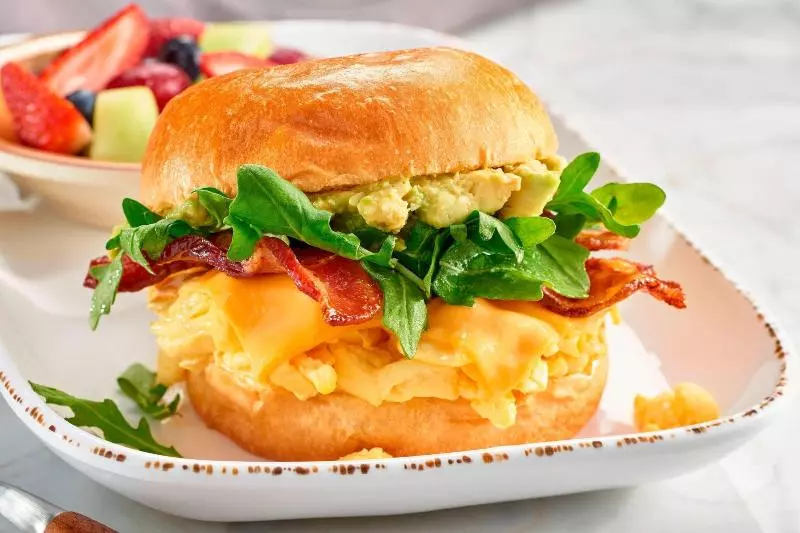 ホテル Courtyard By Marriott Iowa City University Heights