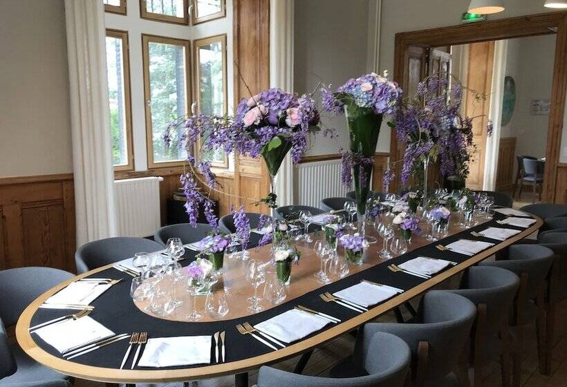 호텔 Eclosion Château Hôtel & Restaurant