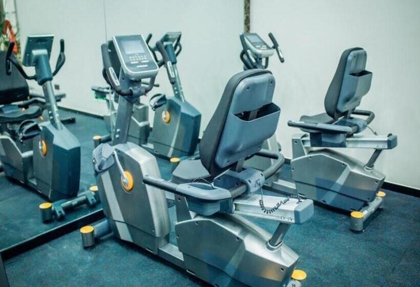 Отель Greentree Inn Taizhou Xinghua City Zhouzhuang Town