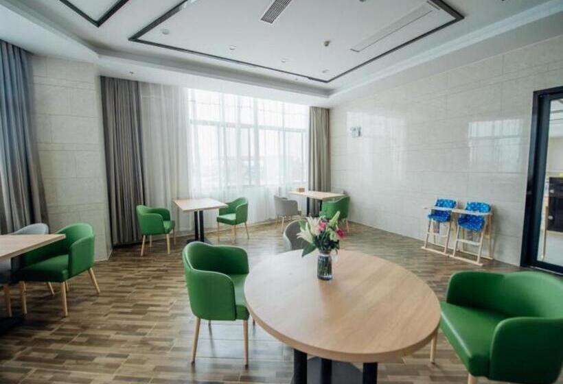 Отель Greentree Inn Taizhou Xinghua City Zhouzhuang Town