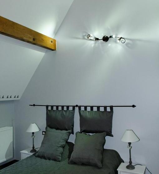 فندق La Ferme Aux Charmes