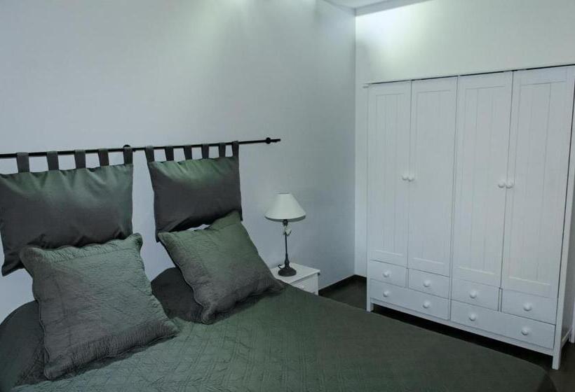 فندق La Ferme Aux Charmes