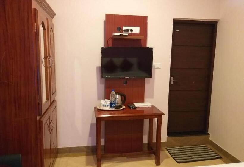 בית מלון כפרי Laurel Heights Resort Idukki