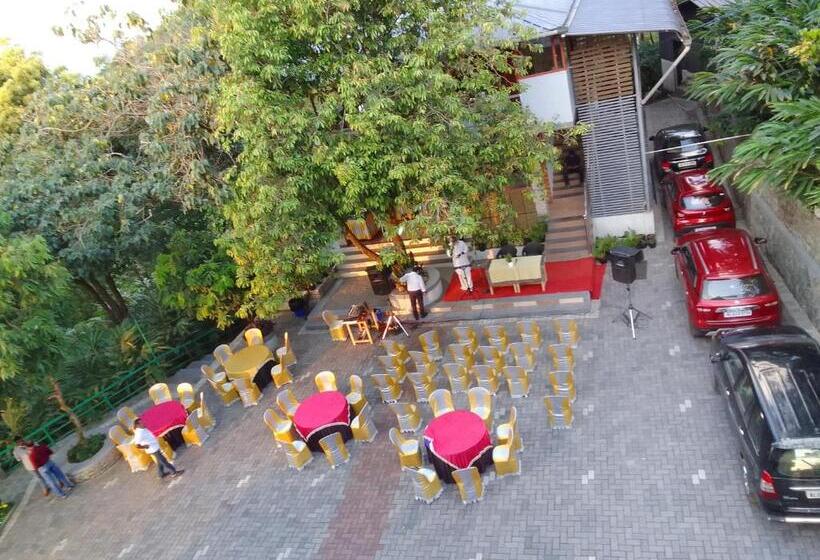 בית מלון כפרי Laurel Heights Resort Idukki