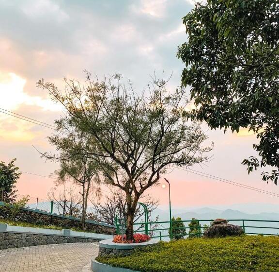 בית מלון כפרי Laurel Heights Resort Idukki