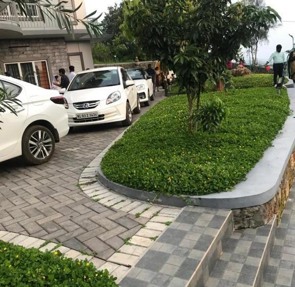 בית מלון כפרי Laurel Heights Resort Idukki