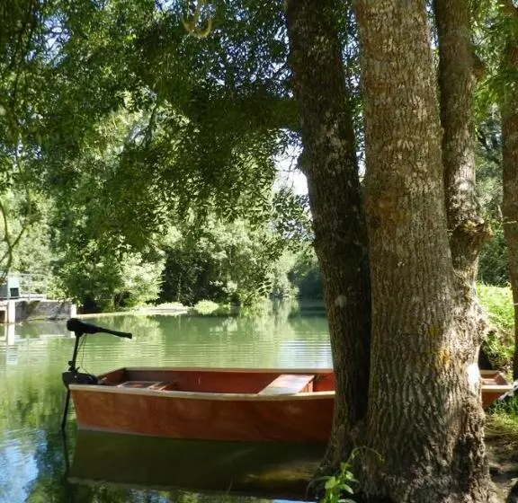 Hotelli Moulin De La Chevriere