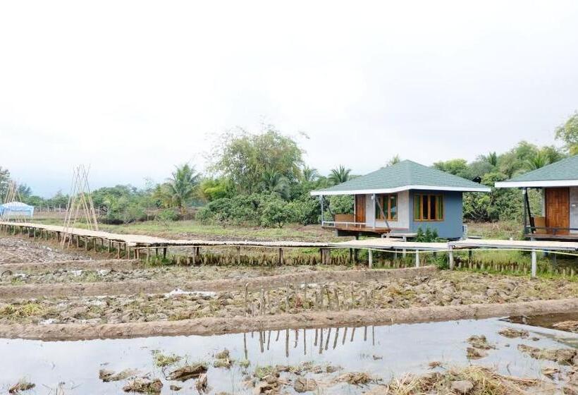 Szálloda Nok Chan Mee Na