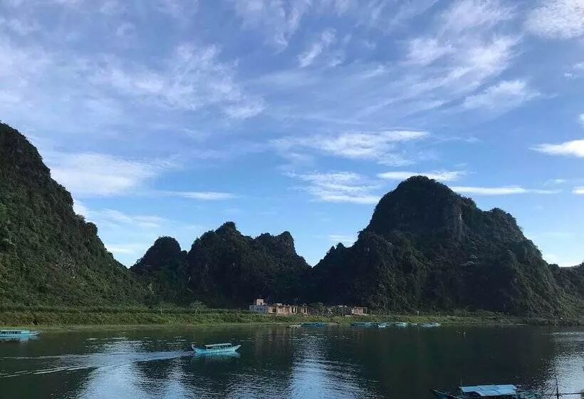 هتل Phong Nha Coco House