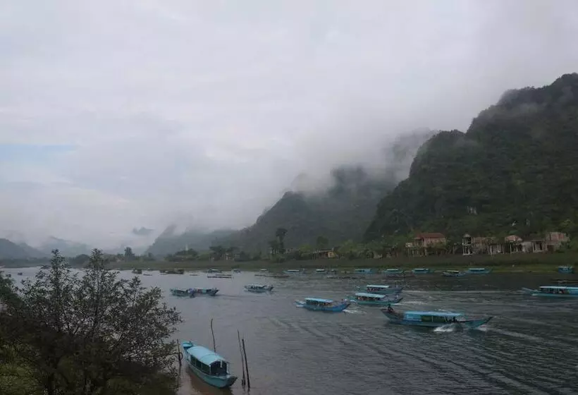هتل Phong Nha Coco House