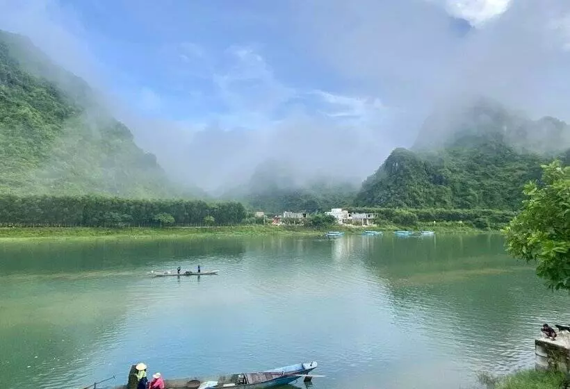 هتل Phong Nha Coco House