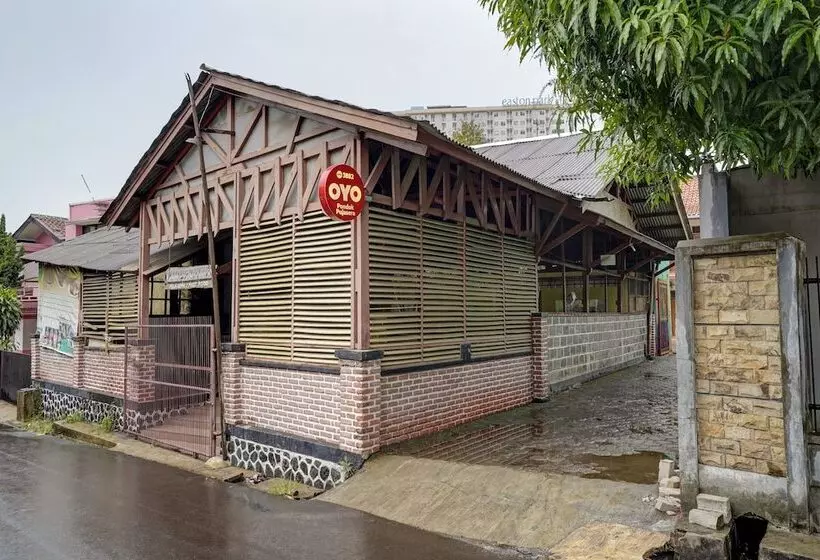 ホテル Pondok Pujasera By Oyo Rooms
