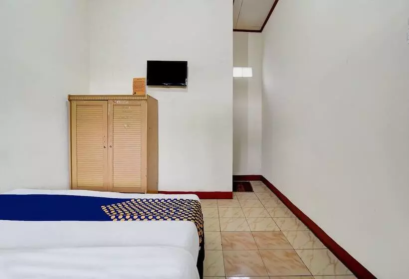 ホテル Pondok Pujasera By Oyo Rooms