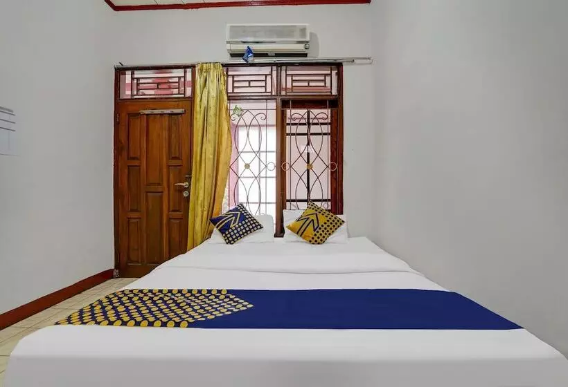 ホテル Pondok Pujasera By Oyo Rooms