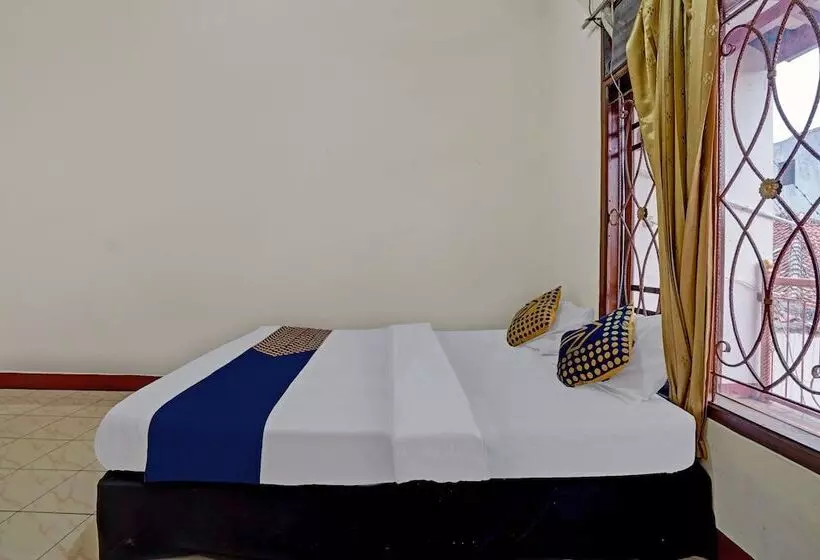 ホテル Pondok Pujasera By Oyo Rooms