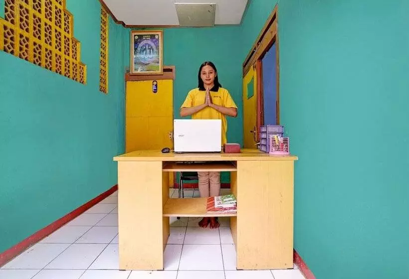 ホテル Pondok Pujasera By Oyo Rooms