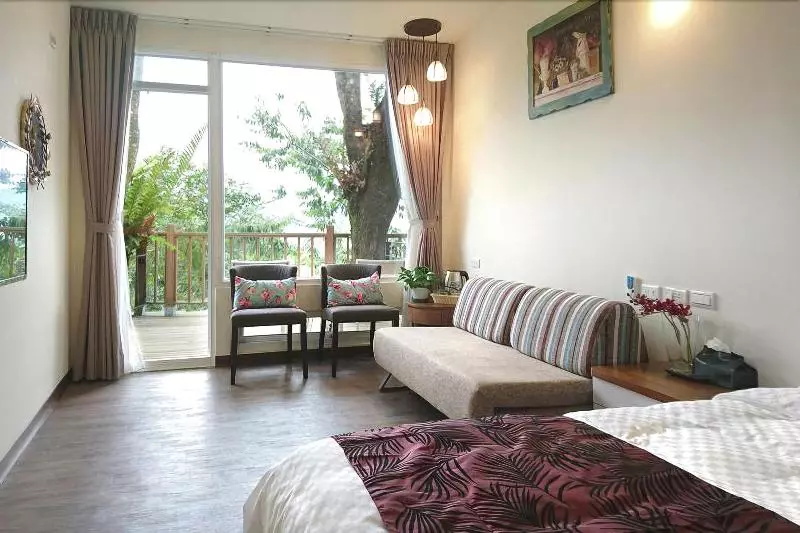 هتل Sunsweet House