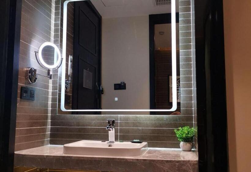 Xana Hotelle Nanchang Tengwang Pavilion Wanshougong