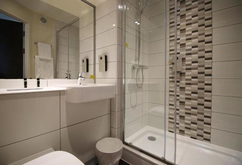 旅馆 Silurian  By Staybc