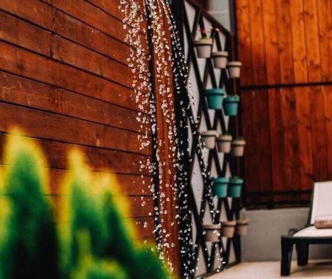 Boutique Hotel Kviria