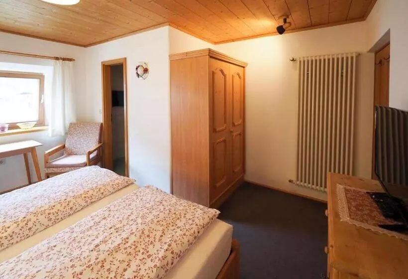 Hotelli Beim Lenz